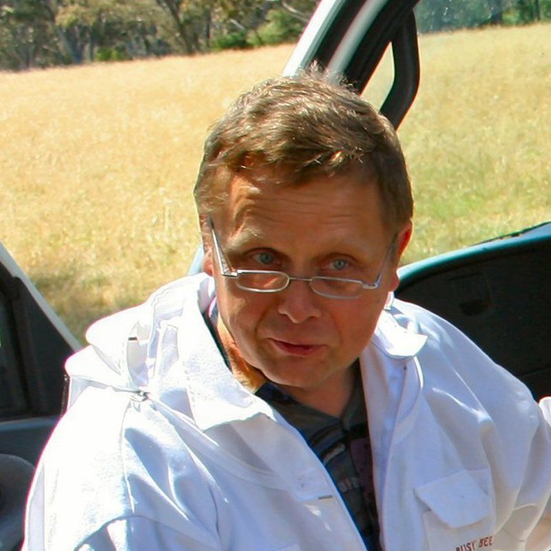 Dietmar Klimkeit, beekeeper and mentor